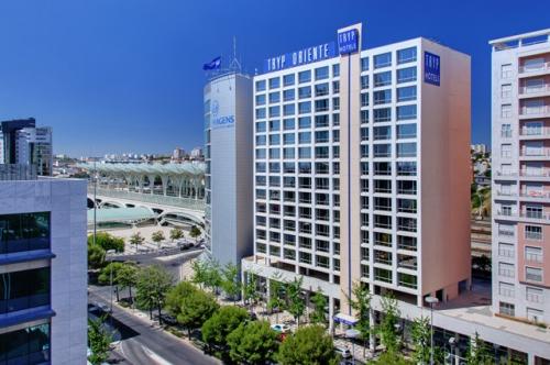 destaque ALOJAMENTO NO HOTEL TRYP LISBOA ORIENTE