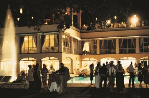 img-ALOJAMENTO NO BELMOND REID'S PALACE