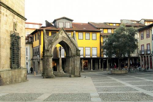 destaque CIRCUITO TURÍSTICO POR BRAGA E GUIMARÃES