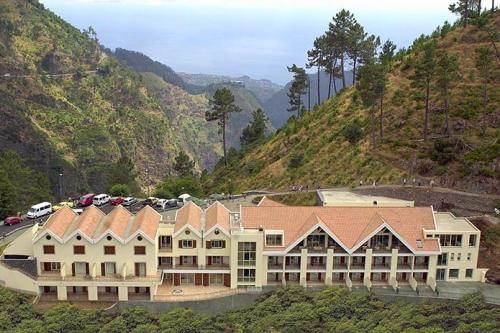 img-ALOJAMENTO NO HOTEL SPA EIRA DO SERRADO