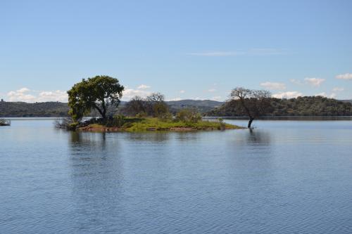 img-CRUZEIRO NO ALQUEVA COM PIQUENIQUE NA ILHA