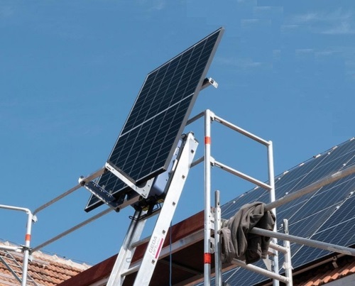 destaque ALUGUER DE ELEVADOR GEDA BATTERY LADDER LIFT 