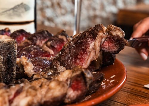img-Maronesa DOP Tomahawk steak at Taberninha
