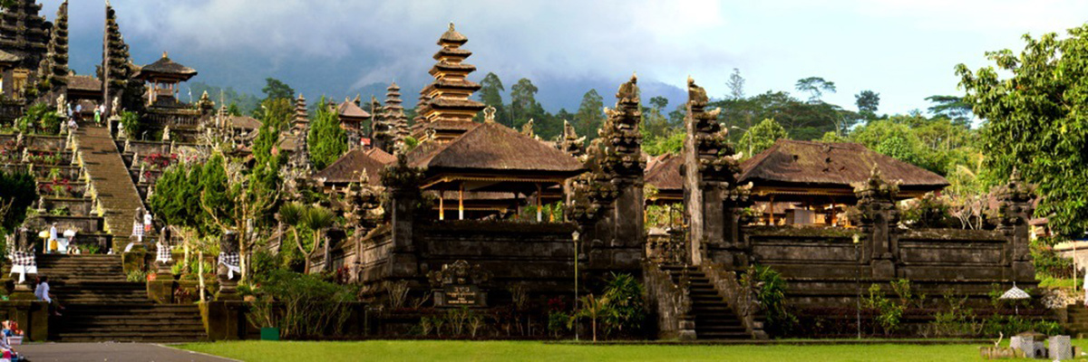 Resultado de imagem para indonésia turismo